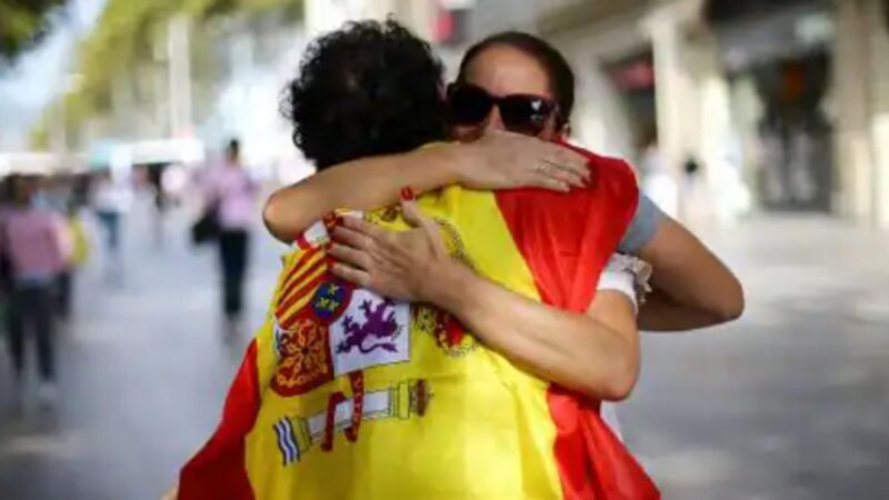 ¡AYUDAS! El abrazo de España a tu llegada